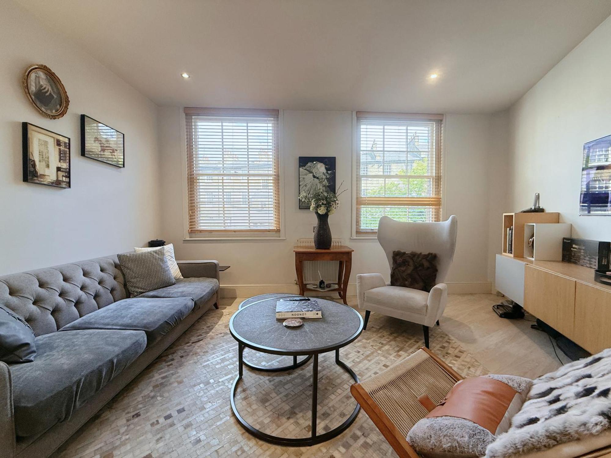 Stunning Modern 2-floor House With 3 Ensuite *